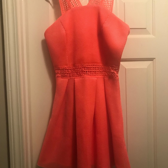 Dress - Picture 2 of 3